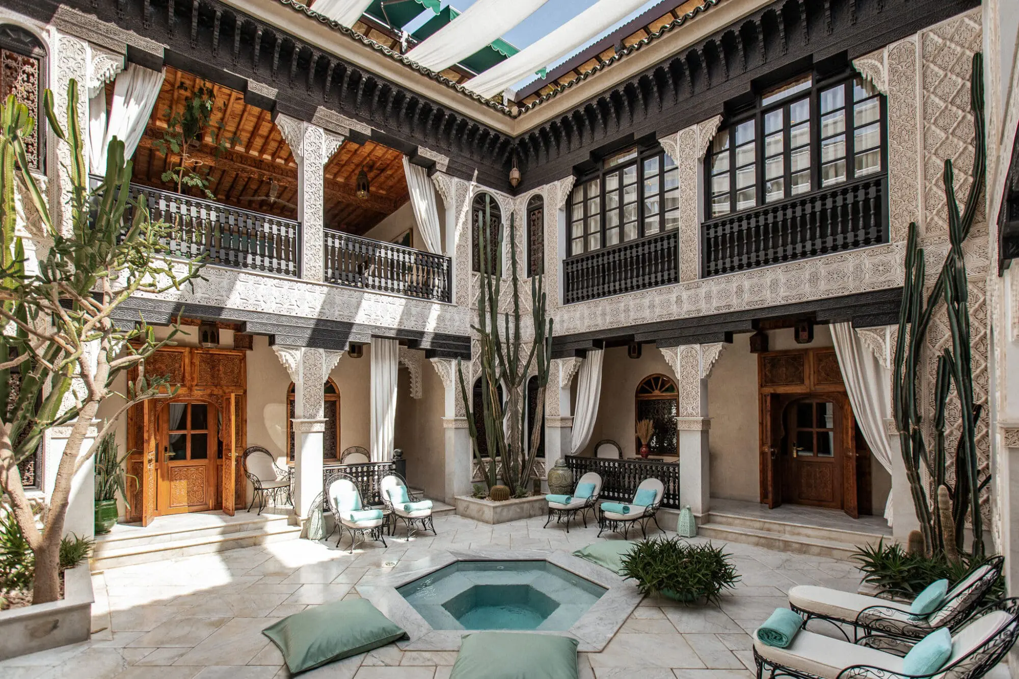 Morocco Road Trip Guide 2026: Best Routes, Tips & Must-See Destinations